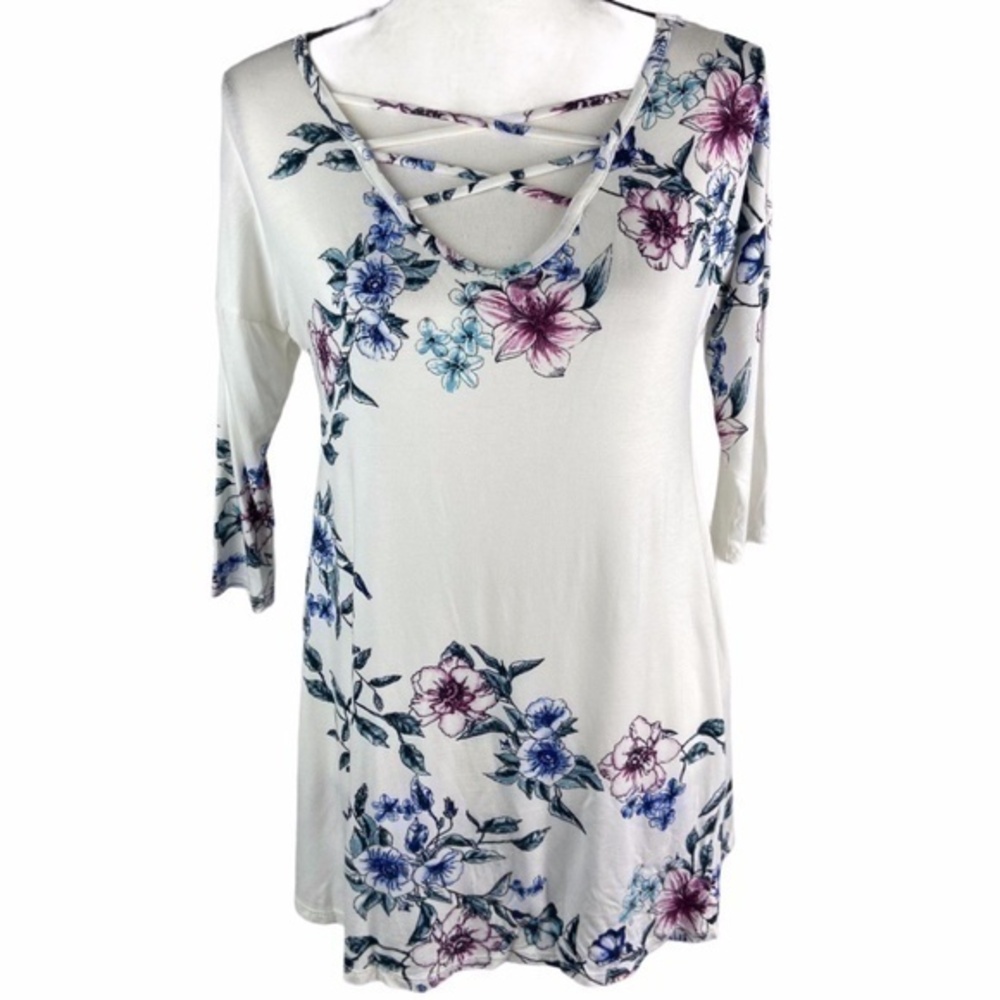 Mai Soli Top Criss Cross Chest Floral Print Tunic‎ Top Three Quarter Sleeve